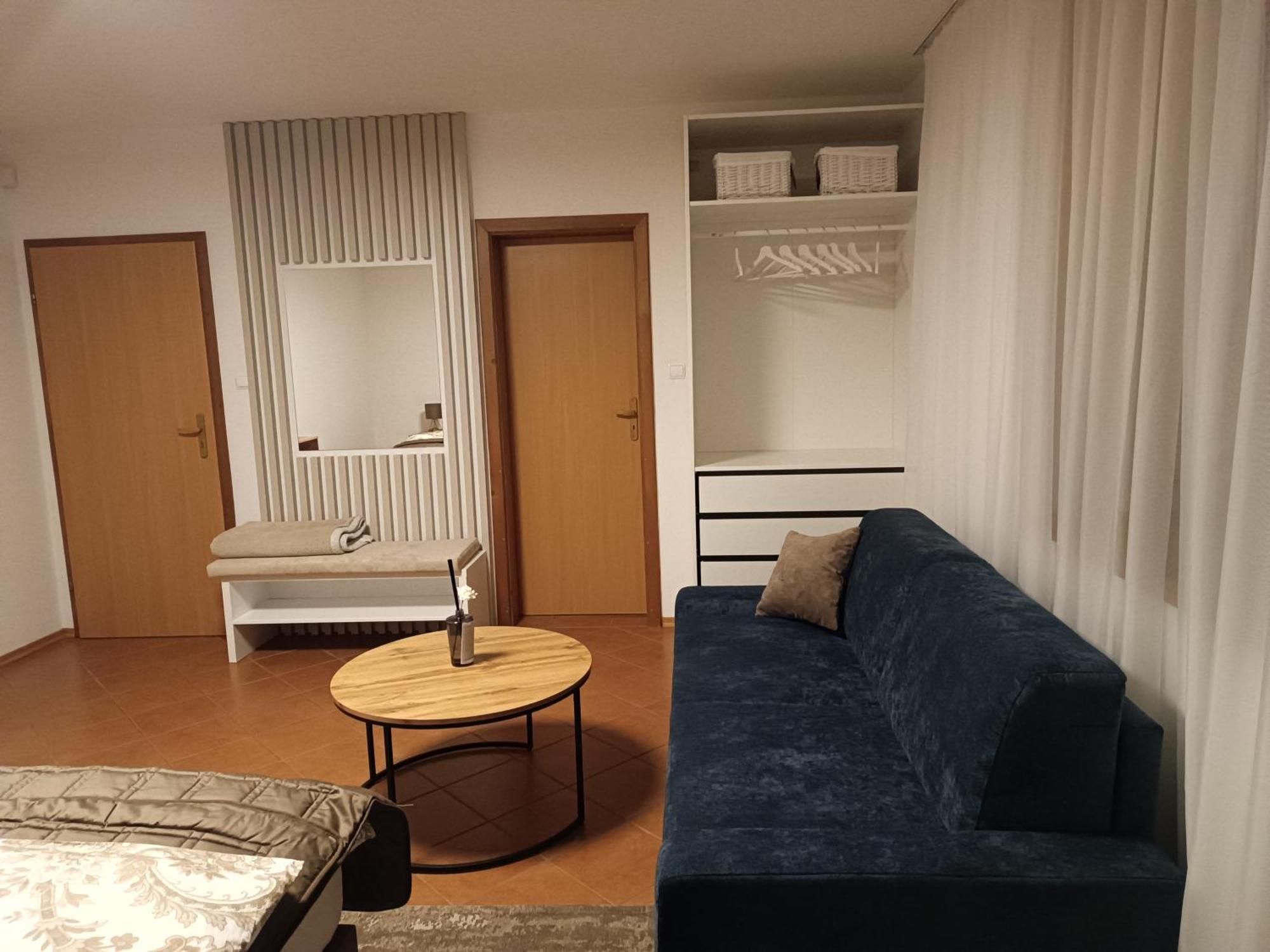3 Bathrooms Apartman Mimi Liptovsky Mikulas Exterior photo